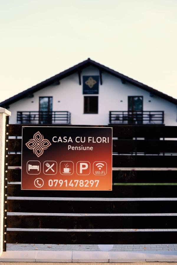 Casa Cu Flori Maramures Baia Mare Esterno foto